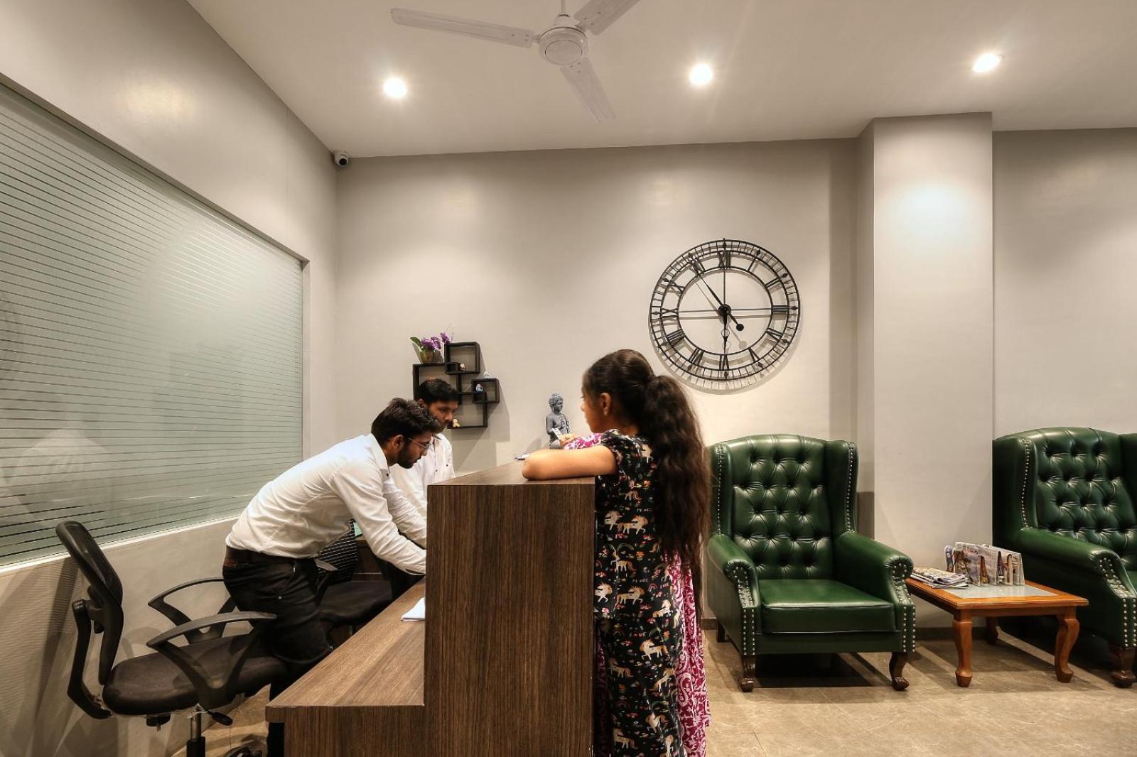 Magnus Fortune House Business Hotel , Magarpatta Mundhwa ภายนอก รูปภาพ