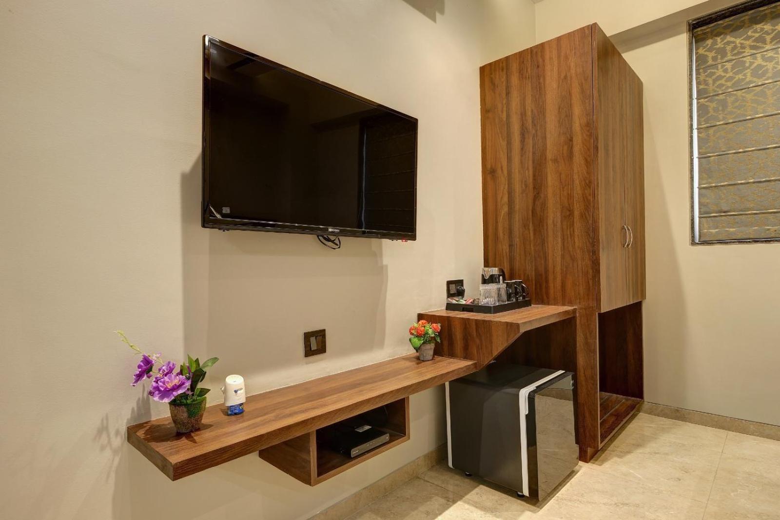 Magnus Fortune House Business Hotel , Magarpatta Mundhwa ภายนอก รูปภาพ