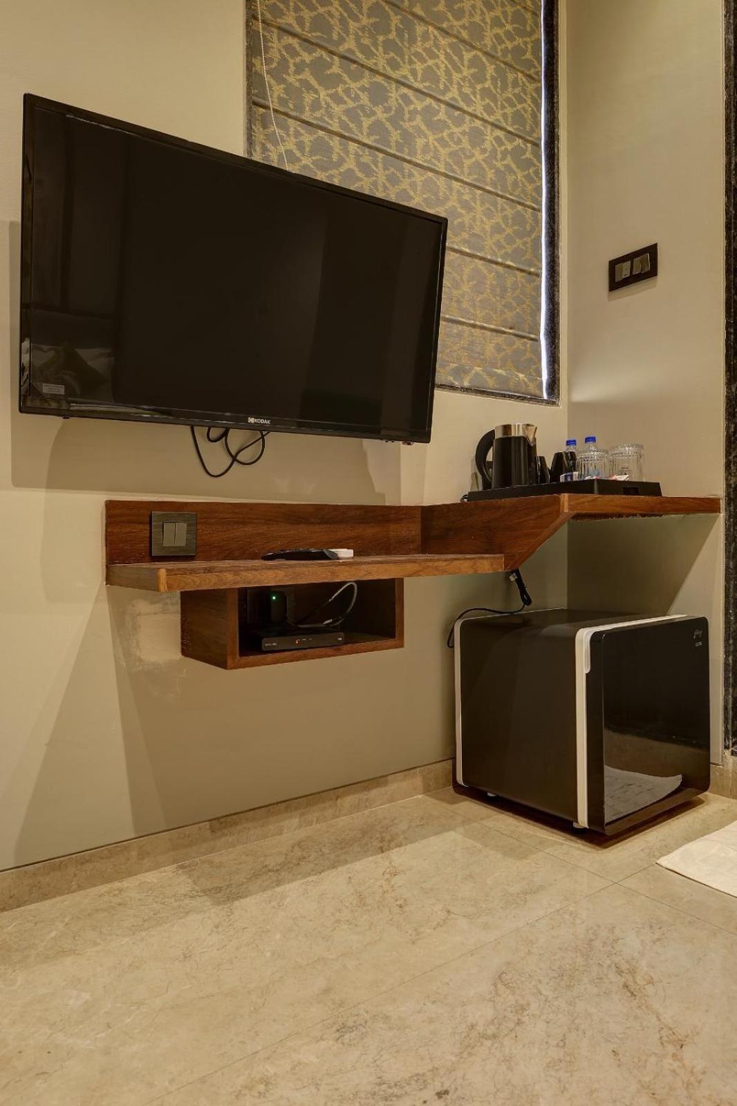 Magnus Fortune House Business Hotel , Magarpatta Mundhwa ภายนอก รูปภาพ