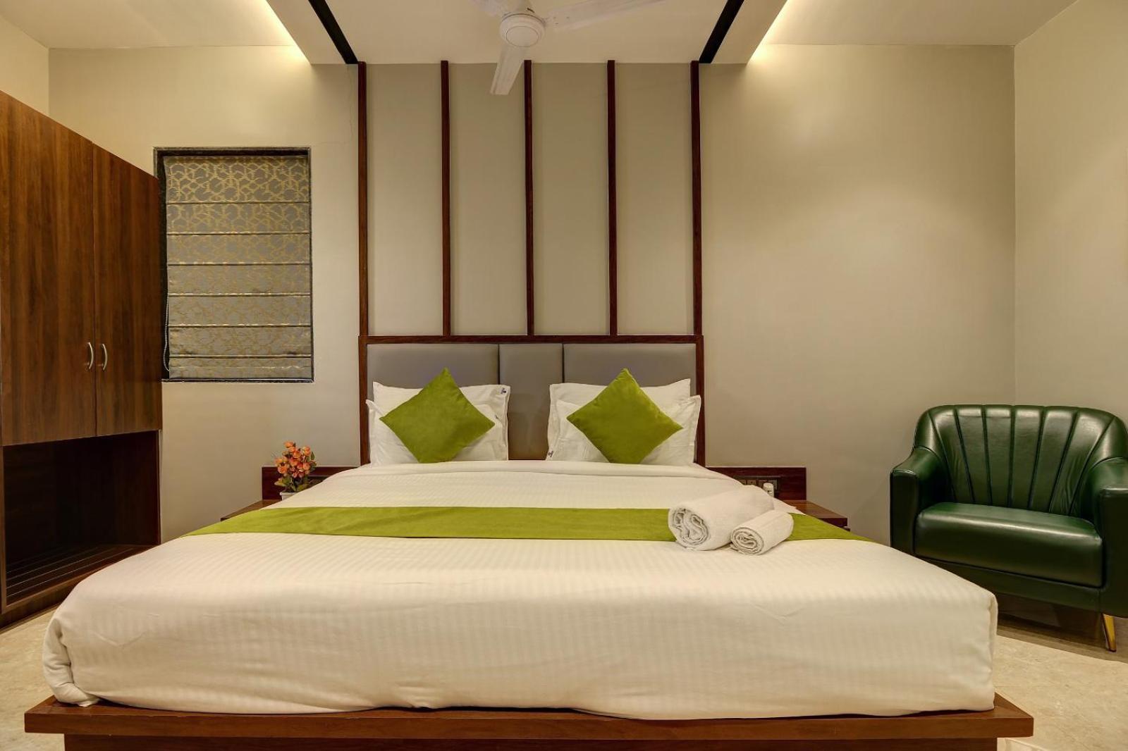 Magnus Fortune House Business Hotel , Magarpatta Mundhwa ภายนอก รูปภาพ